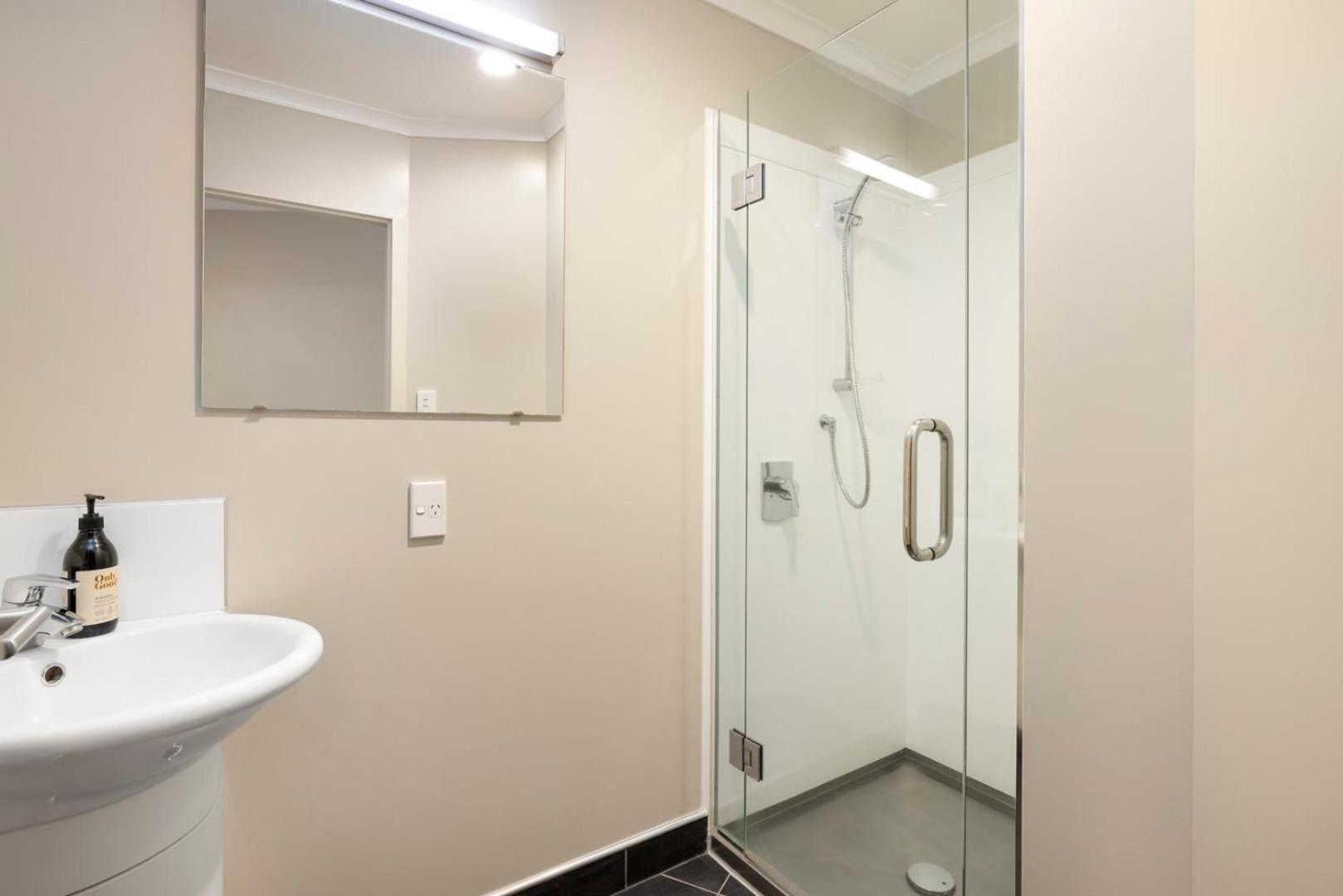 Pacific Escape - Downtown, Beach & Sea Views Mount Maunganui Exterior foto